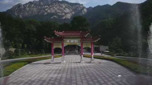 清明小長假第三天 黃山風(fēng)景區(qū)優(yōu)化管理措施 游覽秩序良好